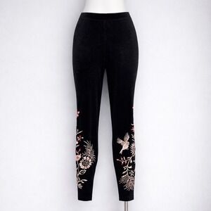 Johnny Was JW Los Angeles XS Black Embroidered Velvet Leggings Boho Chic